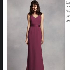 White by Vera Wang Size 18 Long V Neck Crepe Bridesmaid Gown